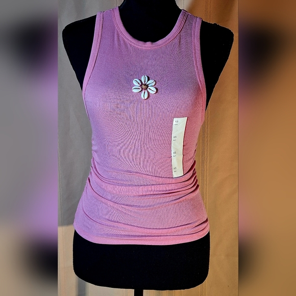 wild fable Tops - WILD FABLE Pink Ribbed Tank Top with Shell Detail